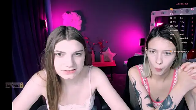 Snapshot of pure_radiance1 chatting on January 9, 2025, 12:52 pm pure radiance1 online show from January 9, 2025, 12:52 pm