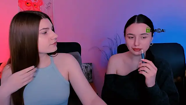 Snapshot of pure_radiance1 chatting on November 23, 2025, 10:26 am pure radiance1 online show from November 23, 2025, 10:26 am