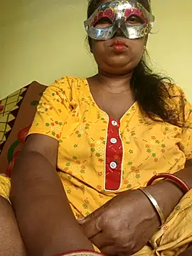 Snapshot of tinabhabhi chatting on April 18, 2026, 10:41 am tinabhabhi online show from April 18, 2026, 10:41 am