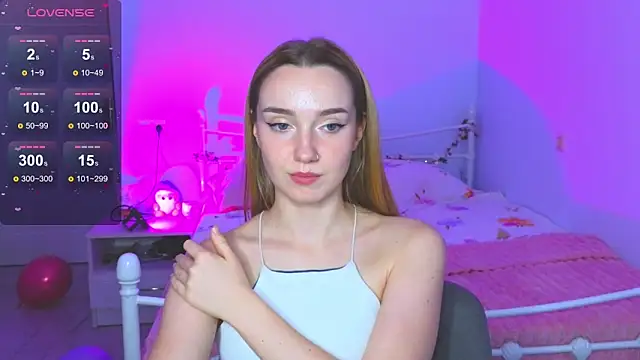 Wild Sophie  online show from December 13, 2025, 7:53 pm