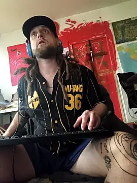 Snapshot of Ozomitro chatting on October 31, 2025, 2:51 pm Ozomitro online show from October 31, 2025, 2:51 pm