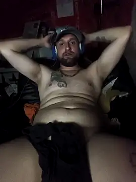 Snapshot of Ozomitro chatting on November 7, 2025, 12:10 am Ozomitro online show from November 7, 2025, 12:10 am