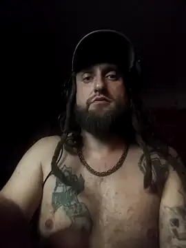 Snapshot of Ozomitro chatting on December 14, 2025, 8:57 pm Ozomitro online show from December 14, 2025, 8:57 pm