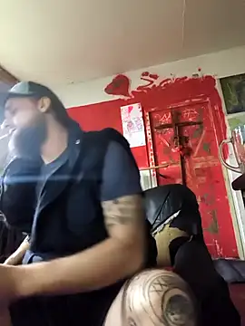 Snapshot of Ozomitro chatting on December 15, 2025, 11:47 am Ozomitro online show from December 15, 2025, 11:47 am