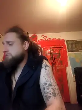 Snapshot of Ozomitro chatting on December 16, 2025, 6:40 am Ozomitro online show from December 16, 2025, 6:40 am