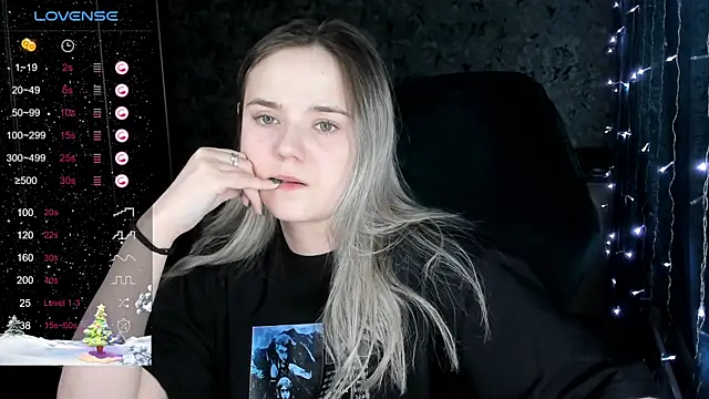 Your small bunny online show from December 9, 2024, 10:11 am