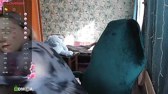 Your small bunny online show from March 13, 2025, 9:32 am