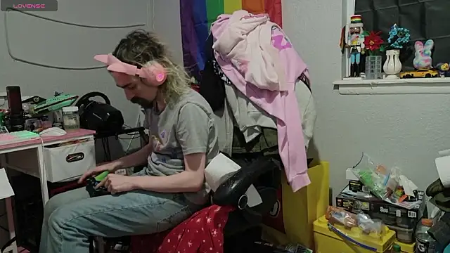 tallnerdyguy online show from March 22, 2026, 2:04 am