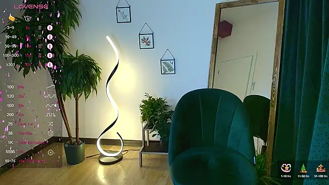 Snapshot of margeriTirell chatting on January 16, 2025, 8:11 am margeriTirell online show from January 16, 2025, 8:11 am