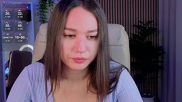 Snapshot of margeriTirell chatting on October 14, 2025, 2:23 am margeriTirell online show from October 14, 2025, 2:23 am