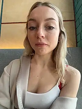 Snapshot of melissa_grr chatting on May 3, 2026, 12:33 pm melissa grr online show from May 3, 2026, 12:33 pm