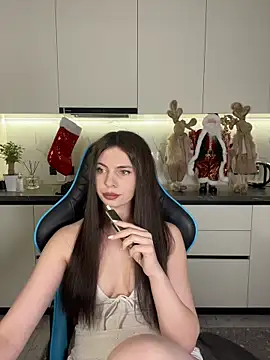 Snapshot of CurlyLara chatting on January 13, 2026, 4:45 pm CurlyLara online show from January 13, 2026, 4:45 pm