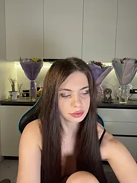 Snapshot of CurlyLara chatting on February 17, 2026, 5:19 pm CurlyLara online show from February 17, 2026, 5:19 pm