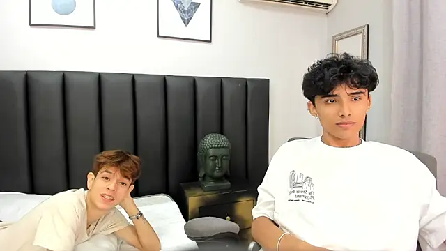 Snapshot of KLAUS_SUNRISE_XX chatting on January 15, 2025, 7:48 am KLAUS SUNRISE XX online show from January 15, 2025, 7:48 am