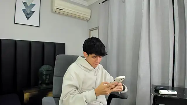 KLAUS SUNRISE XX online show from February 27, 2025, 7:44 am