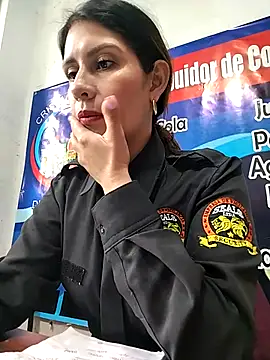 Alysson-- online show from October 1, 2025, 3:40 pm