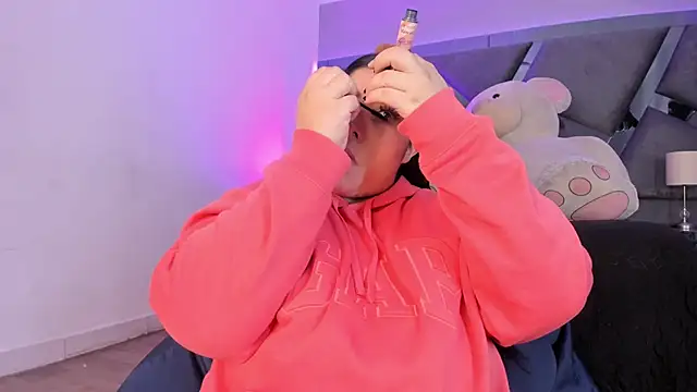 AmberiniHoffman online show from November 16, 2025, 11:27 am