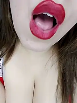 sexy-mariya online show from November 26, 2025, 8:43 pm