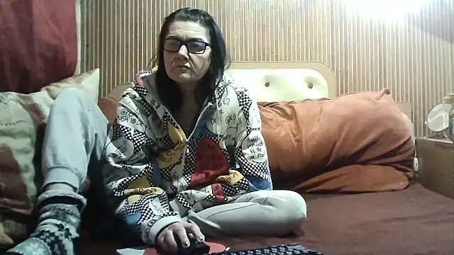 AlanaLaDream online show from January 11, 2026, 6:13 pm