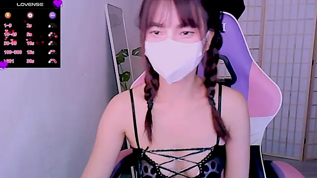 Snapshot of desiregirl69 chatting on March 3, 2025, 3:09 pm desiregirl69 online show from March 3, 2025, 3:09 pm