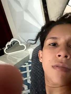 Snapshot of Antonella_and_axel_ chatting on September 15, 2025, 9:15 pm Antonella and axel online show from September 15, 2025, 9:15 pm