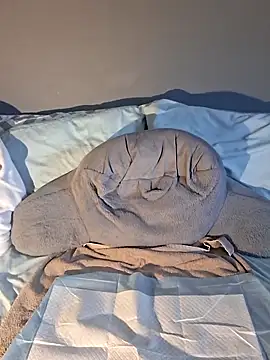 MsPink Flamingtoes544 online show from March 25, 2026, 12:33 pm