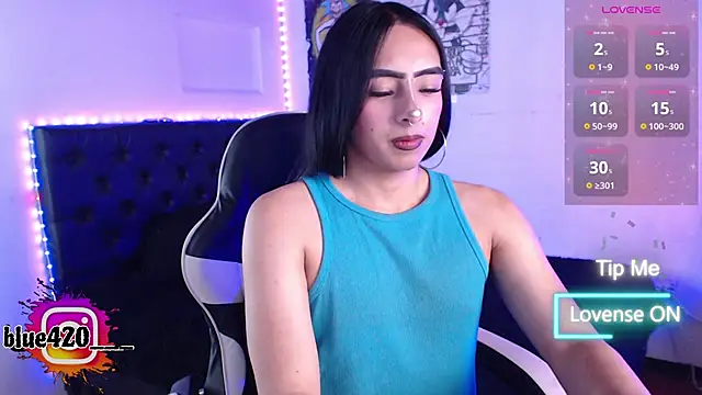 Skyler  blue4 online show from November 23, 2025, 8:52 pm