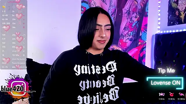 Skyler  blue4 online show from December 20, 2025, 4:58 pm