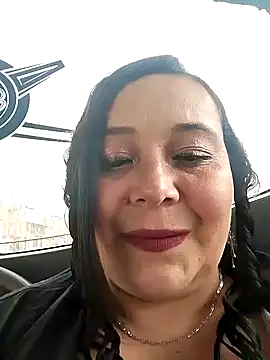 sara pineros online show from January 2, 2025, 8:24 pm