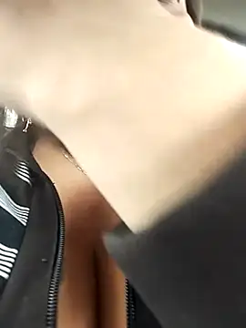 sara pineros online show from February 17, 2025, 3:53 pm