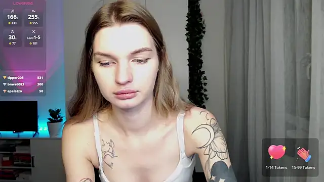 lounahyan online show from November 2, 2025, 4:37 am