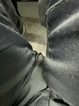 Snapshot of Im_IVE_LOVE chatting on January 10, 2025, 5:37 am Im IVE LOVE online show from January 10, 2025, 5:37 am