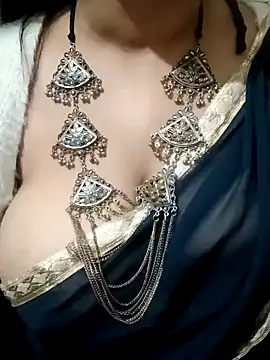 Snapshot of Dr_Kamsutra chatting on February 6, 2025, 10:10 pm Dr Kamsutra online show from February 6, 2025, 10:10 pm