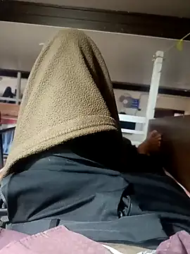 Snapshot of 1010SumiT chatting on January 12, 2025, 12:01 pm 1010SumiT online show from January 12, 2025, 12:01 pm