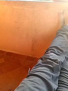 Snapshot of 1010SumiT chatting on December 4, 2025, 1:48 am 1010SumiT online show from December 4, 2025, 1:48 am