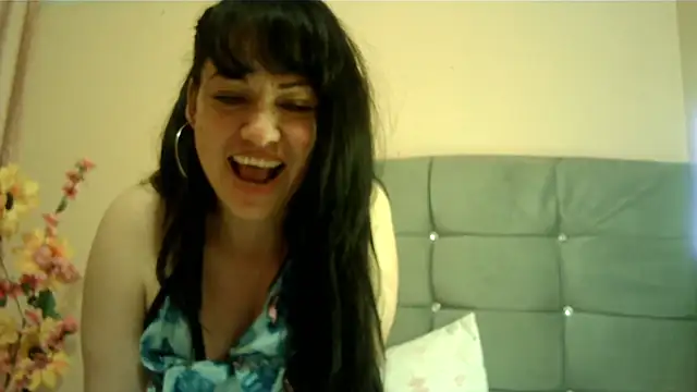 taylor198115 online show from November 21, 2025, 6:56 am