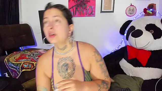 badsombra online show from October 27, 2025, 2:54 pm