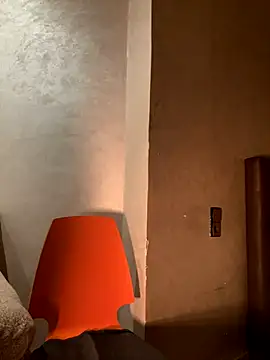 Snapshot of GLamouur chatting on December 5, 2024, 12:08 am GLamouur online show from December 5, 2024, 12:08 am