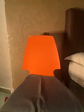 Snapshot of GLamouur chatting on February 8, 2025, 10:19 pm GLamouur online show from February 8, 2025, 10:19 pm