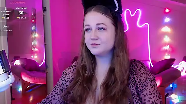 LizzyShine online show from January 24, 2025, 5:21 pm