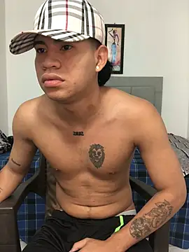 Snapshot of logannth chatting on March 10, 2026, 3:50 pm logannth online show from March 10, 2026, 3:50 pm