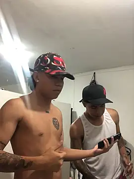 Snapshot of logannth chatting on March 17, 2026, 4:06 am logannth online show from March 17, 2026, 4:06 am