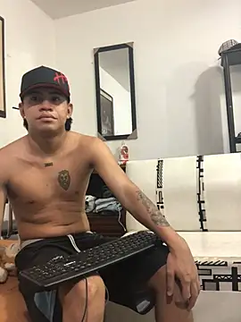 Snapshot of logannth chatting on March 23, 2026, 2:04 am logannth online show from March 23, 2026, 2:04 am