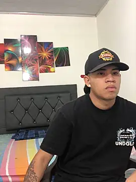 Snapshot of logannth chatting on March 25, 2026, 1:11 am logannth online show from March 25, 2026, 1:11 am