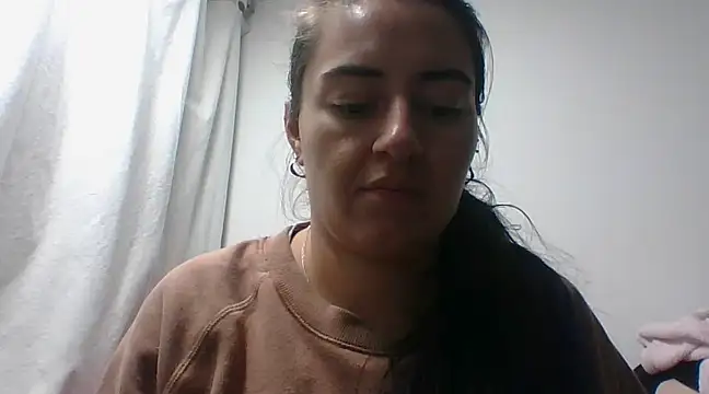 Snapshot of _karlie_kloss_ chatting on December 2, 2024, 11:40 pm karlie kloss online show from December 2, 2024, 11:40 pm