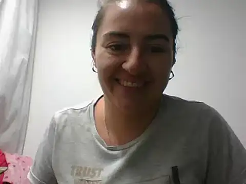 Snapshot of _karlie_kloss_ chatting on December 10, 2024, 12:06 am karlie kloss online show from December 10, 2024, 12:06 am