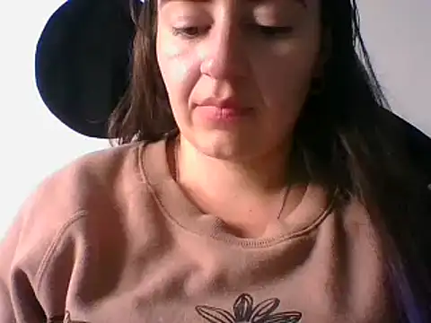 Snapshot of _karlie_kloss_ chatting on January 23, 2025, 9:18 pm karlie kloss online show from January 23, 2025, 9:18 pm