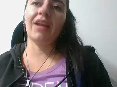 Snapshot of _karlie_kloss_ chatting on February 8, 2025, 12:38 am karlie kloss online show from February 8, 2025, 12:38 am