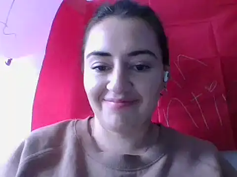 Snapshot of _karlie_kloss_ chatting on February 24, 2025, 8:25 pm karlie kloss online show from February 24, 2025, 8:25 pm