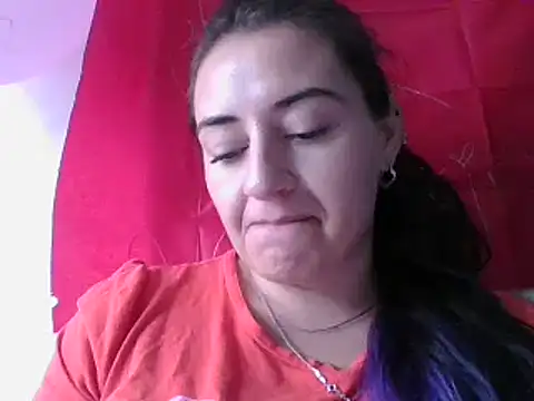 Snapshot of _karlie_kloss_ chatting on February 25, 2025, 7:14 pm karlie kloss online show from February 25, 2025, 7:14 pm